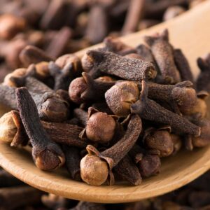 Cloves, laung